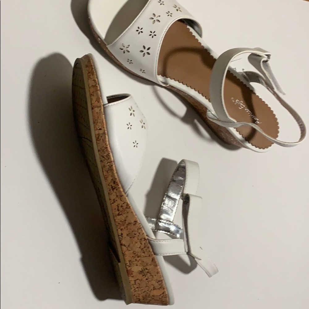 Never worn American eagle sandals